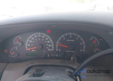 2002 Ford F-150 Lariat/Xl/Xlt z USA, uszkodzony, nr VIN 1FTRX18L82NA32305